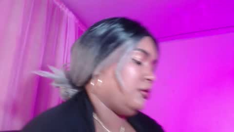 Evelyn Sandoval online show from February 2026 02:53:01 AM