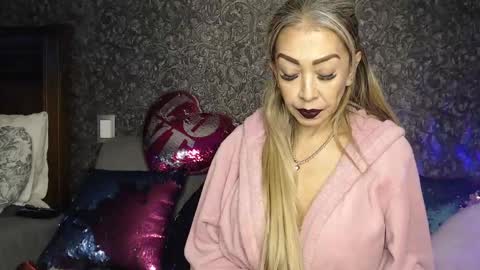 EvelynaGrey online show from January 2025 10:22:01 AM