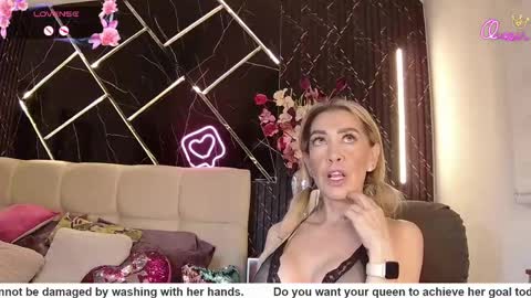 Snapshot of evelynagrey chatting on May 2026 10:50:03 PM EvelynaGrey online show from May 2026 10:50:03 PM