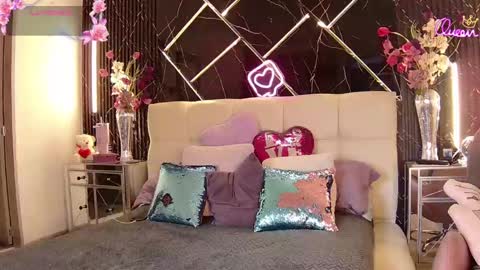 Snapshot of evelynagrey chatting on May 2026 07:04:02 AM EvelynaGrey online show from May 2026 07:04:02 AM