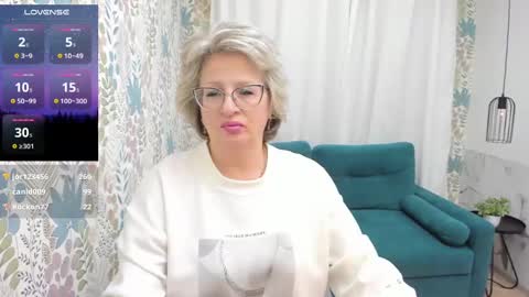 Snapshot of evelynblissful chatting on March 2025 11:32:01 AM Evelyn online show from March 2025 11:32:01 AM