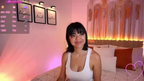 Snapshot of evelynowen chatting on May 2026 12:45:01 PM Evy Owen online show from May 2026 12:45:01 PM