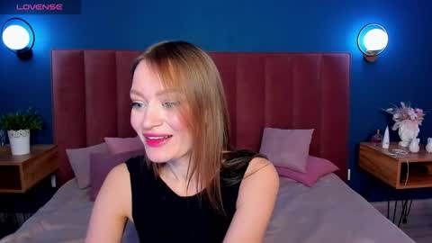 Evelyn online show from December 2025 01:32:01 AM