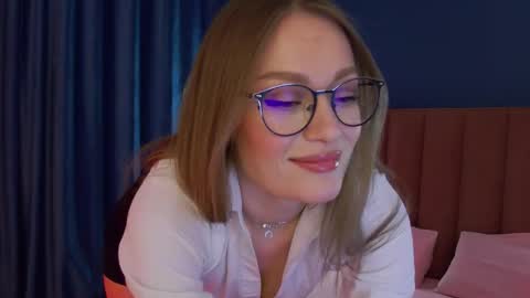 Evelyn online show from February 2026 01:47:02 AM