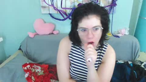 Everly online show from December 2024 04:24:01 AM