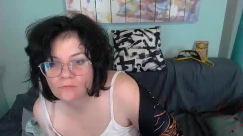 Everly online show from September 2025 07:10:02 AM