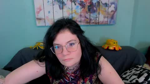 Everly online show from April 2026 06:47:02 AM