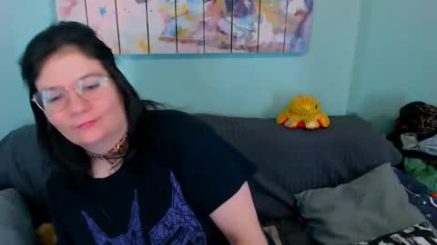 Snapshot of everly_rays chatting on May 2026 03:13:01 AM Everly online show from May 2026 03:13:01 AM