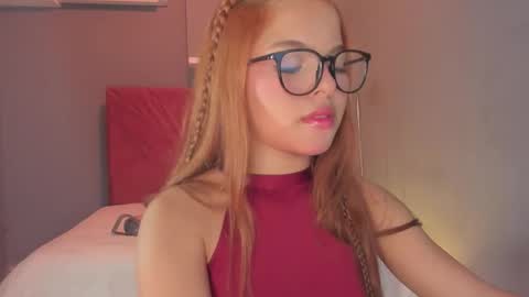 Snapshot of everyh chatting on September 2025 07:57:01 PM Sophia online show from September 2025 07:57:01 PM