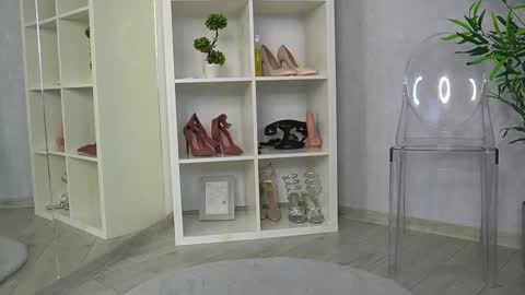 evewilder online show from November 2025 06:23:01 AM