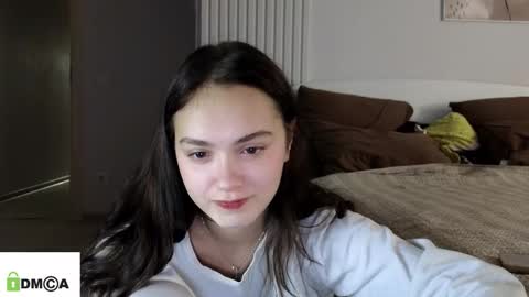 evi_woow online show from March 2026 04:08:01 AM