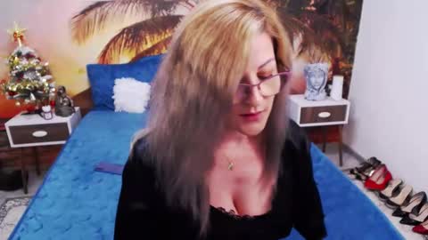 Evia online show from January 2025 11:03:02 PM