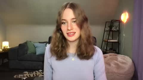 Snapshot of eviecam chatting on February 2025 01:19:01 AM Evie3 online show from February 2025 01:19:01 AM