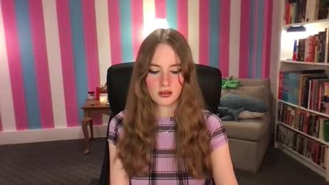 Snapshot of eviecam chatting on December 2025 03:12:03 AM Evie3 online show from December 2025 03:12:03 AM