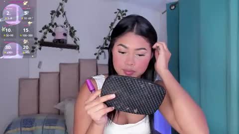 Snapshot of evieh1_ chatting on July 2026 04:35:02 PM Ivi Alejandra online show from July 2026 04:35:02 PM