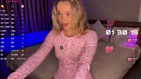 Snapshot of evielina chatting on July 2026 11:57:02 PM evielina online show from July 2026 11:57:02 PM