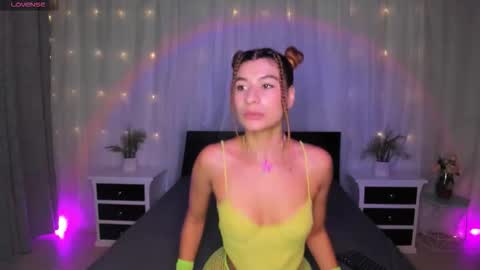 Evolet online show from December 2025 01:17:04 PM