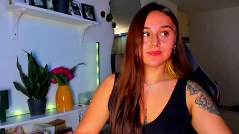 EVY online show from April 2026 01:06:02 AM