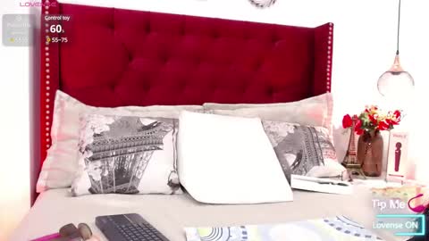 Snapshot of evycruz chatting on March 2025 01:30:02 PM Evycruz online show from March 2025 01:30:02 PM