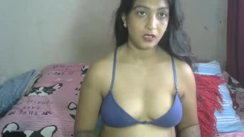 Amber online show from February 2025 09:15:01 AM