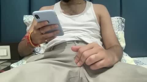 expatcock online show from November 2025 05:46:01 PM