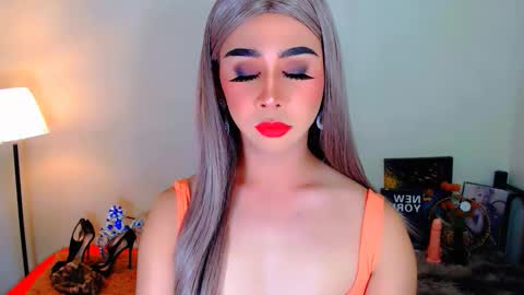 expensive_elise online show from March 2026 03:51:01 PM