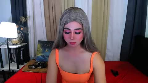 Snapshot of expensive_elise chatting on April 2026 05:28:01 PM expensive_elise online show from April 2026 05:28:01 PM