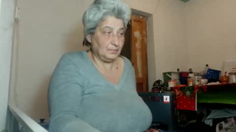 Snapshot of exquisitemature chatting on January 2025 02:07:02 PM ExquisiteMature online show from January 2025 02:07:02 PM