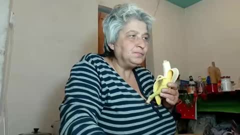 Snapshot of exquisitemature chatting on January 2025 03:20:01 PM ExquisiteMature online show from January 2025 03:20:01 PM