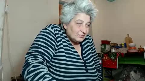 Snapshot of exquisitemature chatting on February 2025 02:21:01 PM ExquisiteMature online show from February 2025 02:21:01 PM