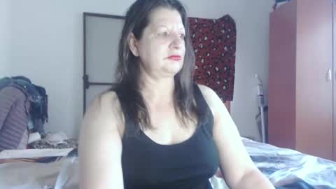 Snapshot of extasymature chatting on April 2026 05:16:02 AM ExtasyMature online show from April 2026 05:16:02 AM