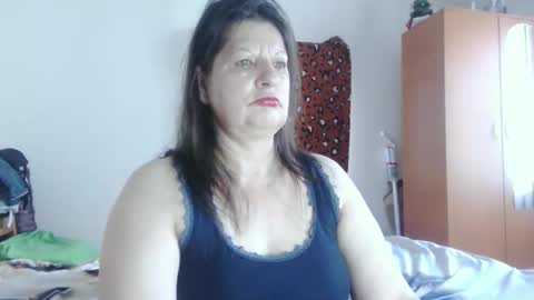 Snapshot of extasymature chatting on June 2026 05:44:01 AM ExtasyMature online show from June 2026 05:44:01 AM