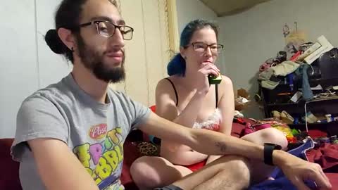 Snapshot of extaticxx chatting on December 2024 04:53:02 AM Extrastatic94 online show from December 2024 04:53:02 AM