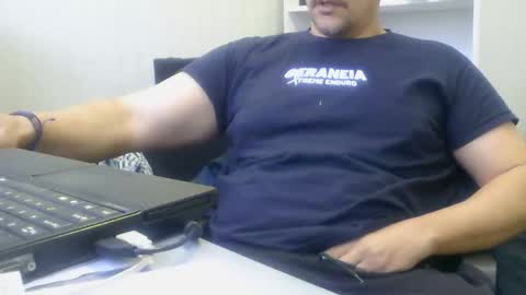 Snapshot of extrex2 chatting on February 2026 08:02:02 AM derssing online show from February 2026 08:02:02 AM