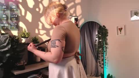 eyes_are_higher16333 online show from May 2026 01:49:02 PM