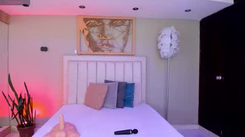      online show from February 2026 05:53:01 PM