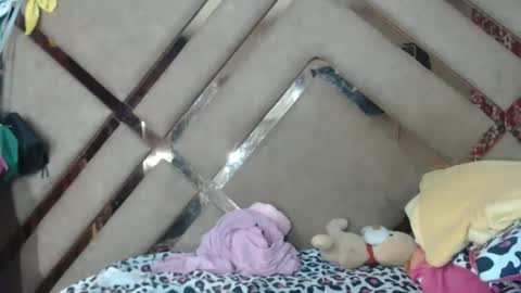 Snapshot of eyshaexotii chatting on March 2026 04:25:02 AM eyshaexotii online show from March 2026 04:25:02 AM