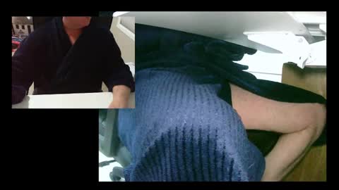 Snapshot of ezondi1 chatting on December 2024 04:17:01 PM EZONDI online show from December 2024 04:17:01 PM