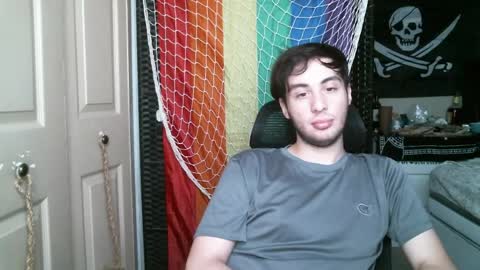 Ezra Naamah online show from April 2026 04:01:01 PM