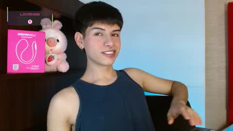 Juan online show from November 2025 05:08:02 AM