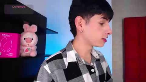 Juan online show from December 2025 04:40:01 AM