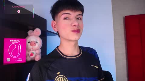 Juan online show from December 2025 05:49:01 AM