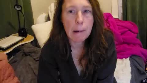 FabOmobono online show from February 2025 02:49:01 AM