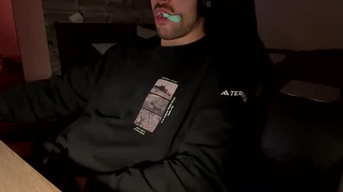 Snapshot of fabian_196 chatting on January 2025 07:23:01 PM Call me bitch online show from January 2025 07:23:01 PM