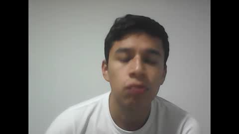 R online show from September 2025 03:43:01 AM