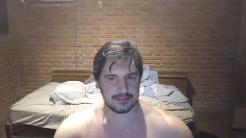 fabio_rodrigues online show from December 2024 01:14:01 AM