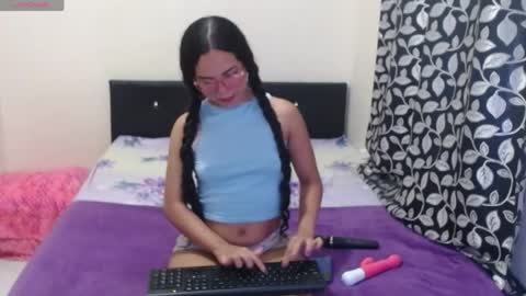 jazmin online show from May 2026 11:14:02 PM