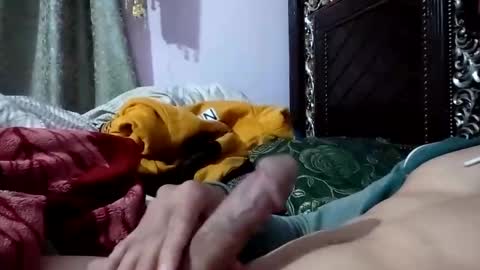 fahad783297 online show from December 2024 02:52:01 PM