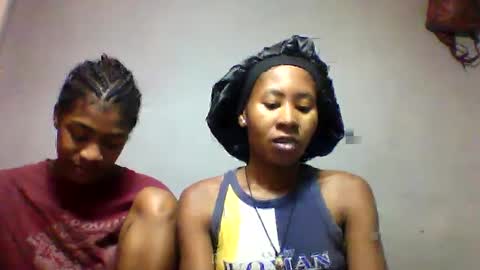 Snapshot of faiqua95 chatting on April 2026 06:05:01 AM faiqua95 online show from April 2026 06:05:01 AM