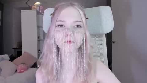 Snapshot of fairy_casey chatting on February 2025 11:34:02 PM fairy_casey online show from February 2025 11:34:02 PM